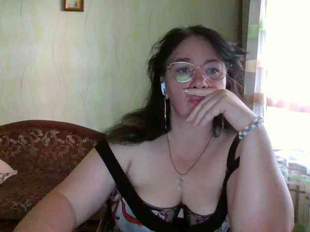 CharmingLady webcam