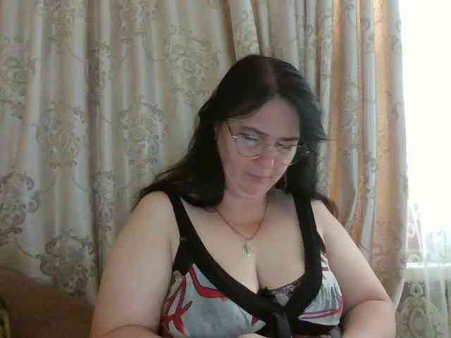 CharmingLady webcam