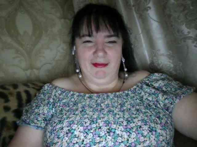 Charminglady's cam show statistics and live stream