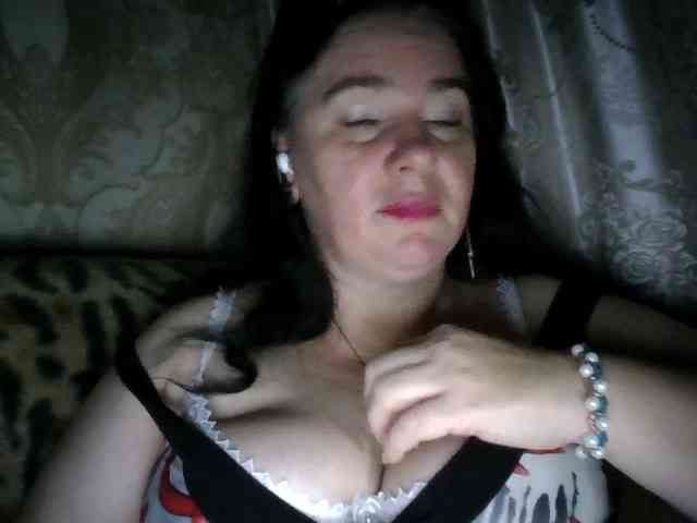 CharmingLady webcam