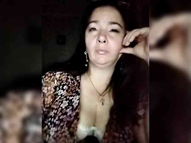 CharmingLady webcam
