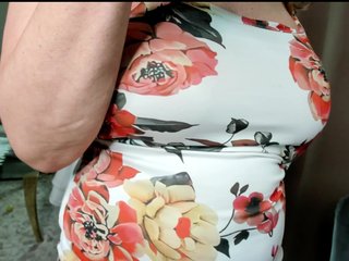 BustyNatascha-Milf
