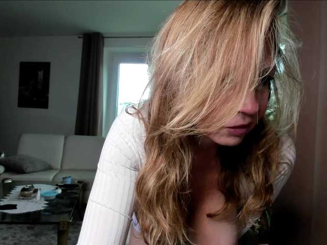 BustyNatascha-Milf