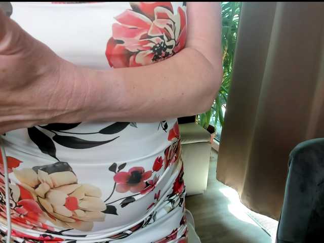 BustyNatascha-Milf