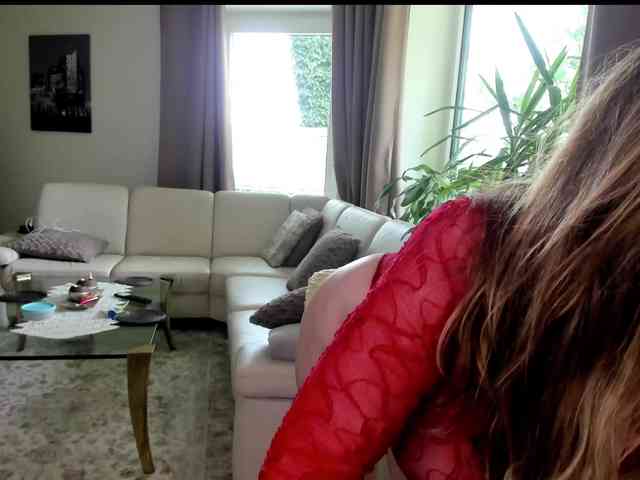 Model: BustyNatascha-Milf