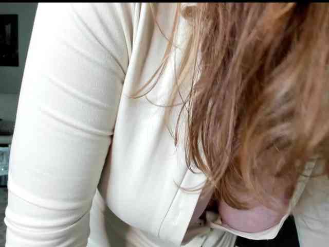 BustyNatascha-Milf