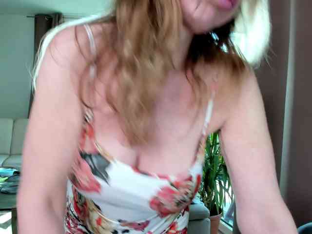 BustyNatascha-Milf webcam