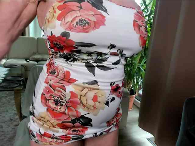 Model: BustyNatascha-Milf