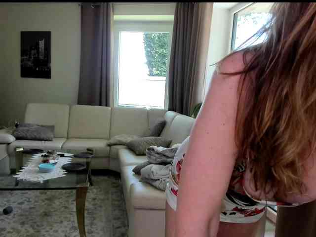 Model: BustyNatascha-Milf