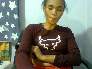 Prettie-brownskin Porn Show