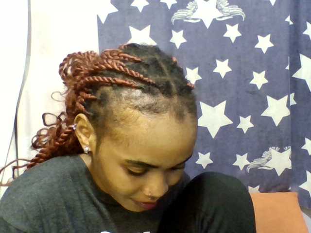 Prettie-brownskin Live Cam on BongaCams