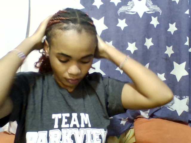 Prettie-brownskin live cam on BongaCams