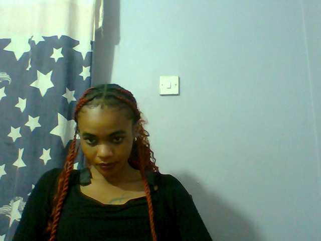 Prettie-brownskin live cam on BongaCams