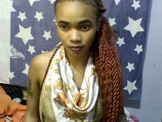 Prettie-brownskin live cam on BongaCams