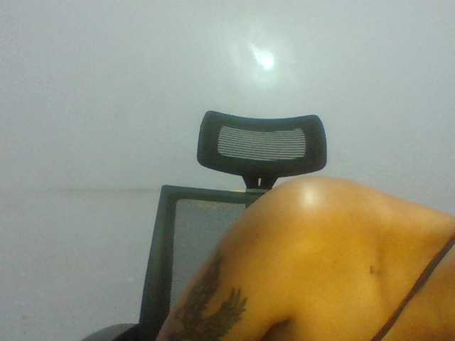 Prettie-brownskin live cam on BongaCams