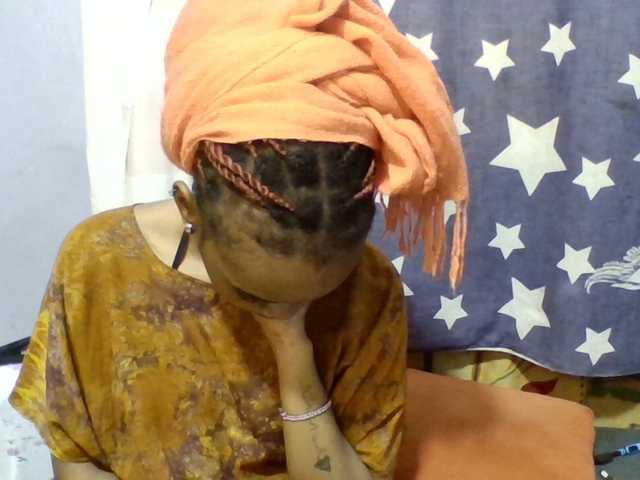 Prettie-brownskin live cam on BongaCams