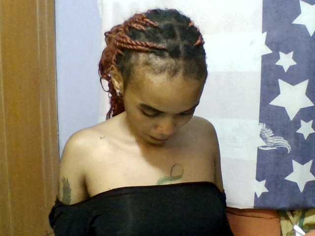 Prettie-brownskin live cam on BongaCams