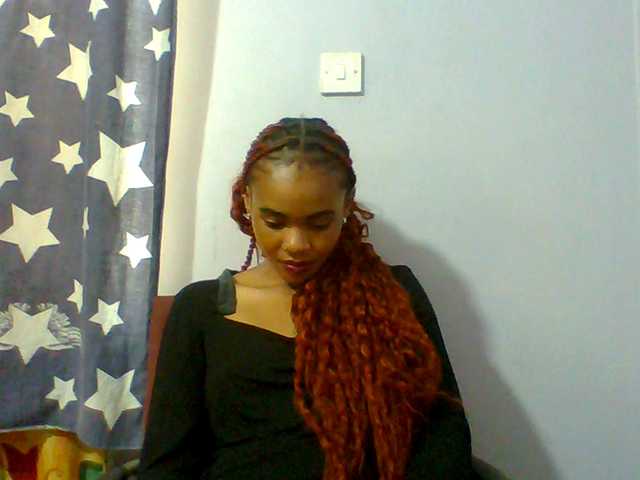 Prettie-brownskin live cam on BongaCams