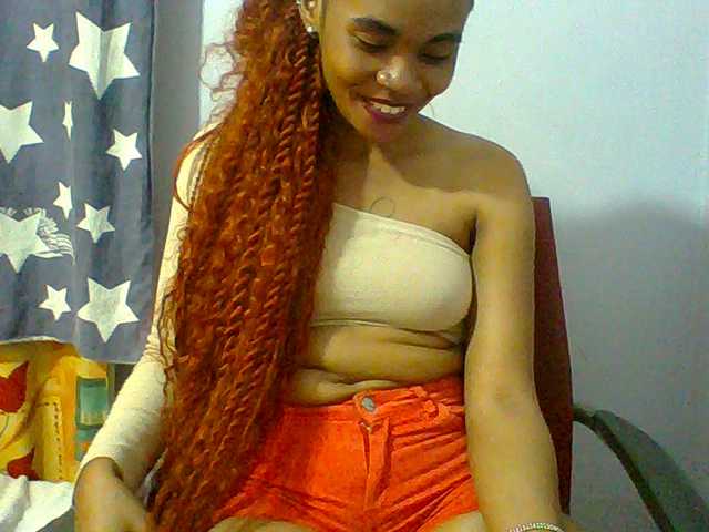 Prettie-brownskin live cam on BongaCams