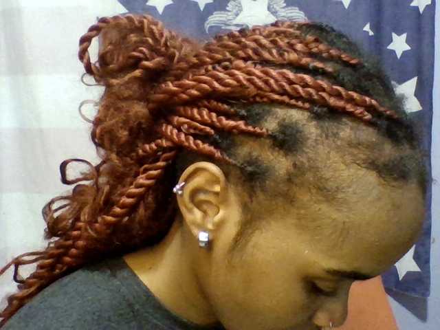 Prettie-brownskin live cam on BongaCams
