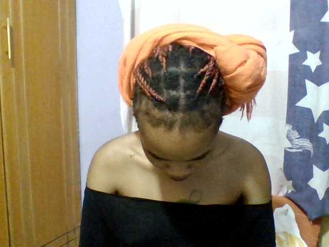 Prettie-brownskin live cam on BongaCams