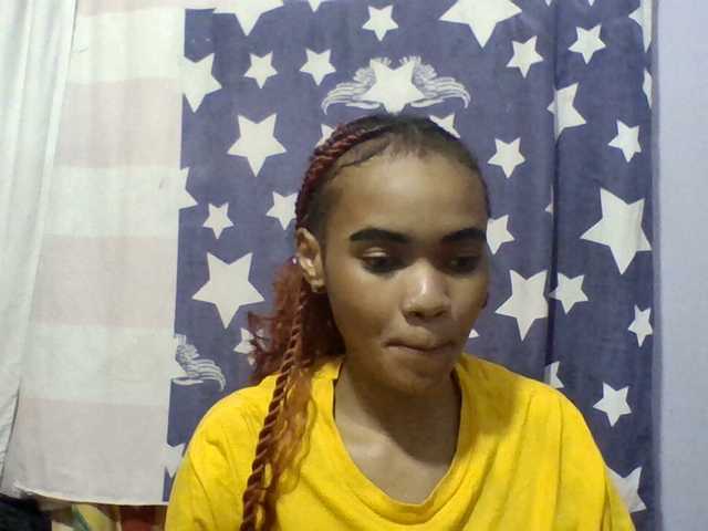 Prettie-brownskin live cam on BongaCams