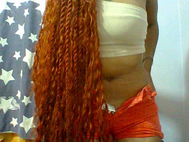 Prettie-brownskin live cam on BongaCams