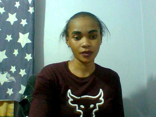Prettie-brownskin live cam on BongaCams