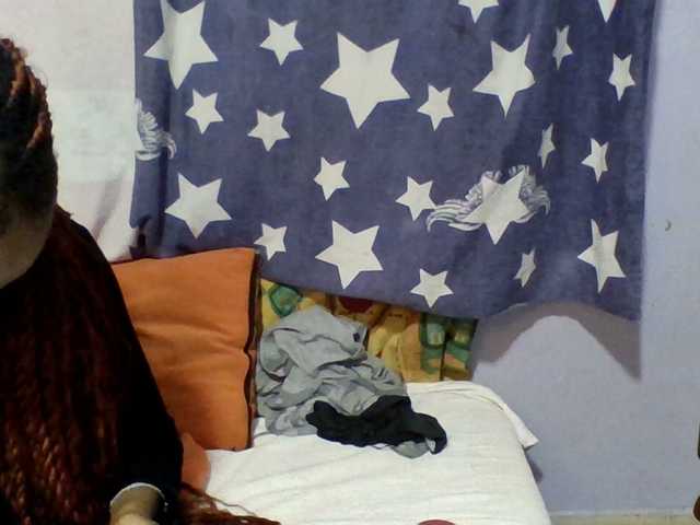 Prettie-brownskin live cam on BongaCams