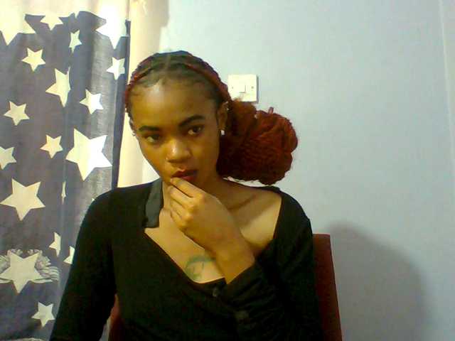 Prettie-brownskin live cam on BongaCams
