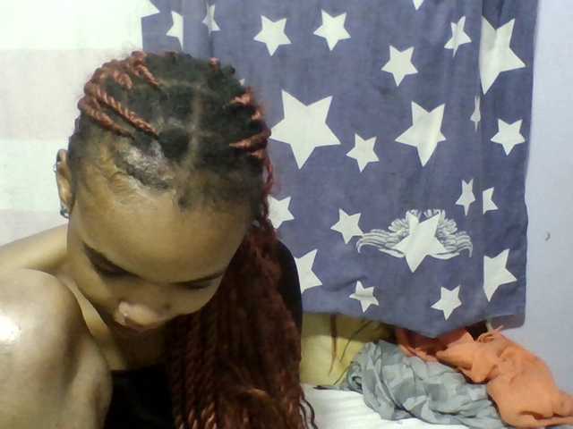 Prettie-brownskin live webcam show