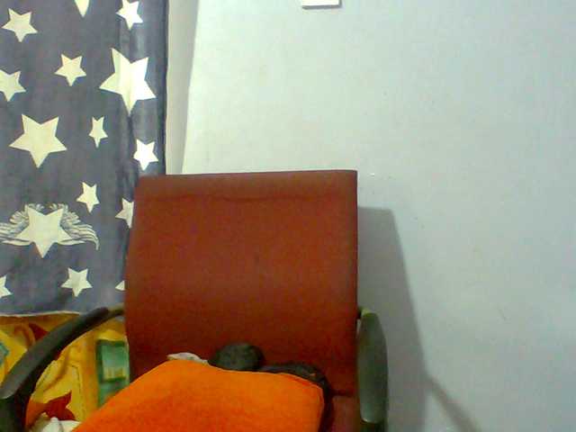 Prettie-brownskin live cam on BongaCams