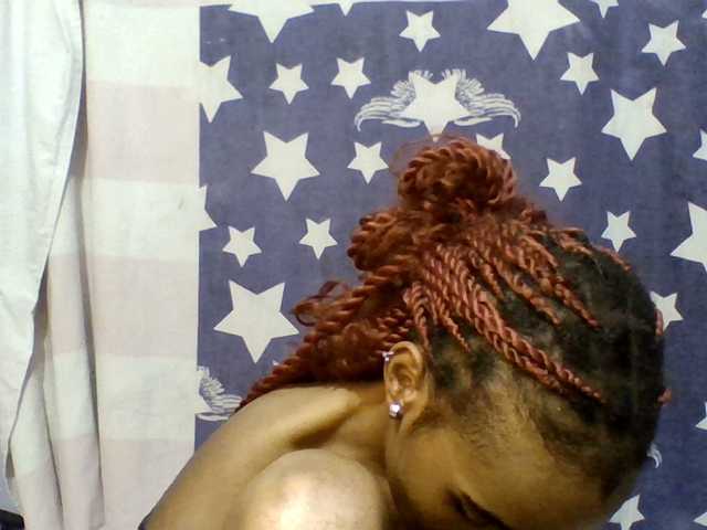Prettie-brownskin live cam on BongaCams