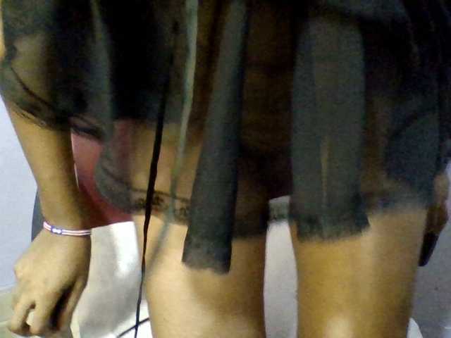 Prettie-brownskin live cam on BongaCams