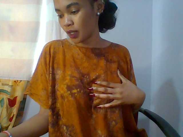Prettie-brownskin live cam on BongaCams