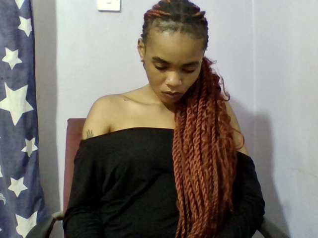Prettie-brownskin live cam on BongaCams