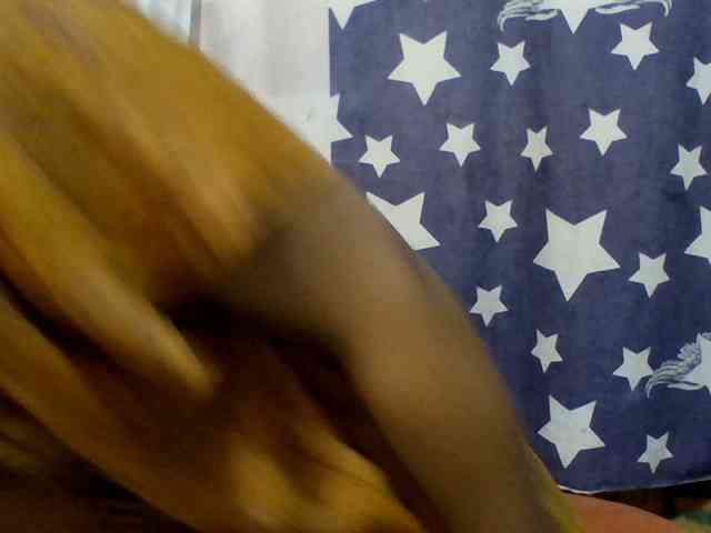 Prettie-brownskin webcam