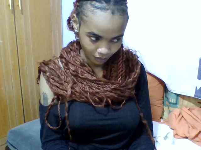 prettie-brownskin's live room