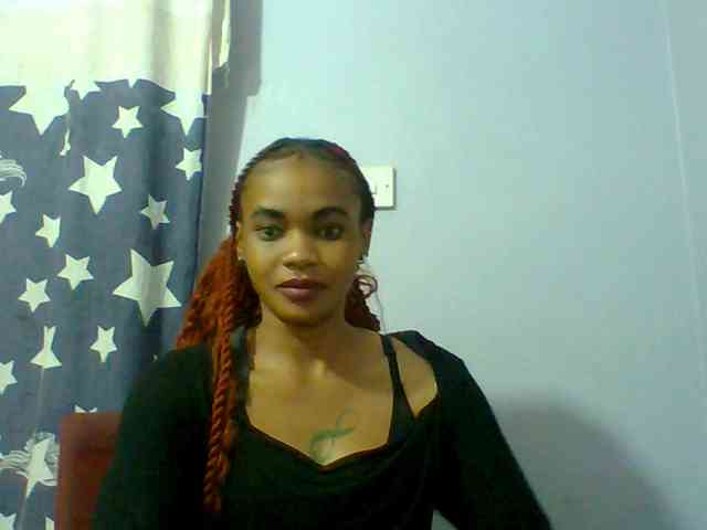 Prettie-brownskin webcam