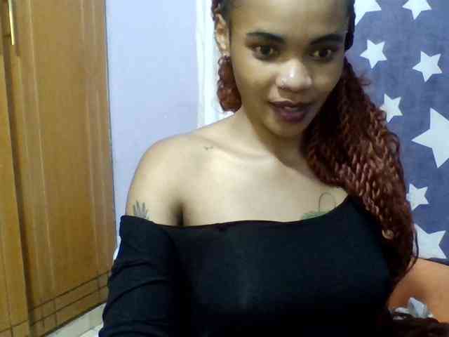Prettie-brownskin Prettie-brownskin