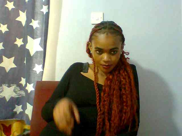 Prettie-brownskin webcam