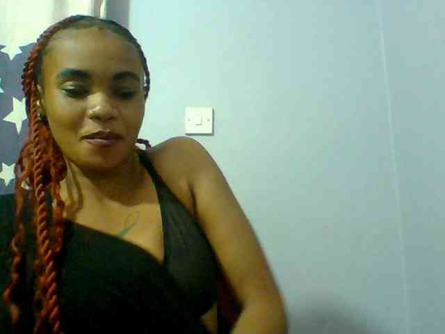 Prettie-brownskin webcam
