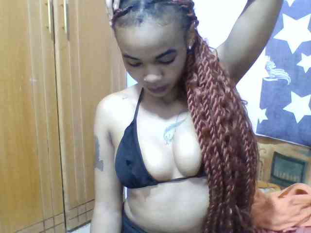 Prettie-brownskin Prettie-brownskin