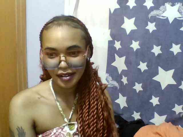 Prettie-brownskin Prettie-brownskin