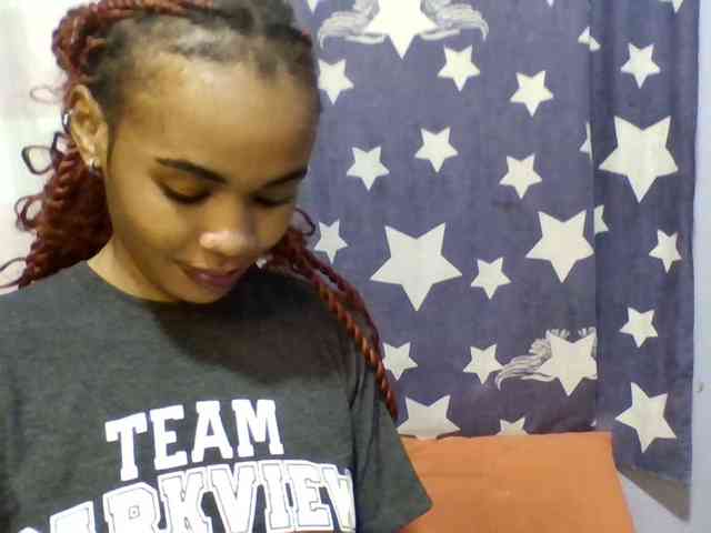 Prettie-brownskin webcam