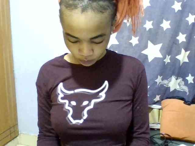 Prettie-brownskin Prettie-brownskin