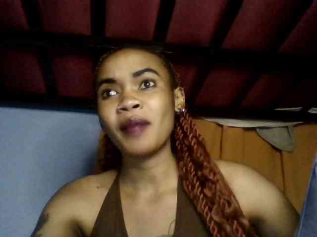 Prettie-brownskin Prettie-brownskin