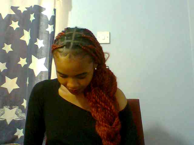 Prettie-brownskin webcam