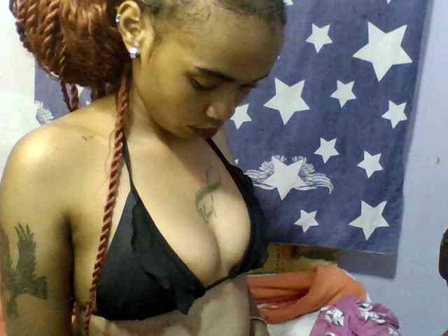 Prettie-brownskin Prettie-brownskin