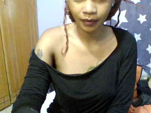 Prettie-brownskin Prettie-brownskin